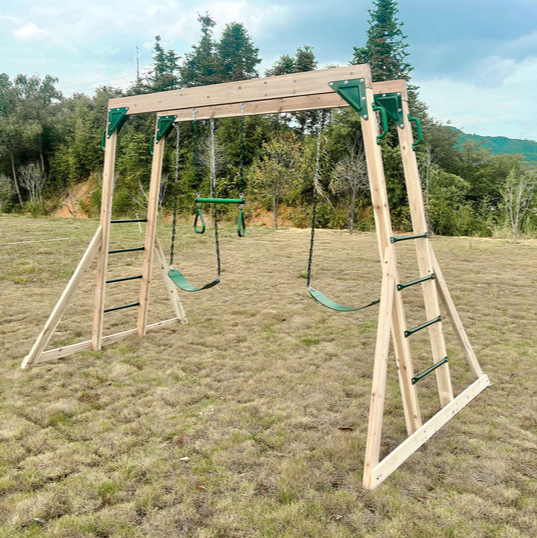 Kids Monkey Bars: The Benefits and Safety Concerns for Families